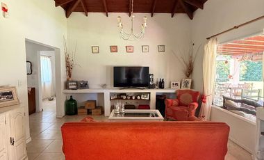 CASA 6 AMBIENTES EN VENTA, BARRIO LAS LOMADAS, LOS CARDALES