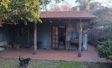 Casa 4 Ambientes sobre la calle granville a 2 cuadras de bynnon