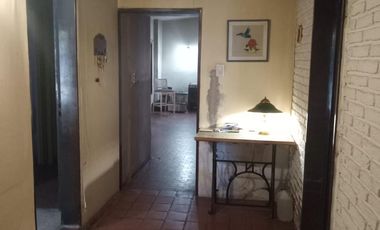 Casa 4 Ambientes sobre la calle granville a 2 cuadras de bynnon