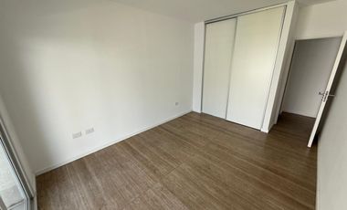 Departamento en Canning Center