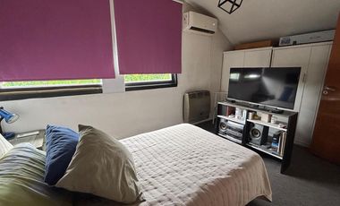 Departamento de 1 dormitorio con patio en venta en La Plata