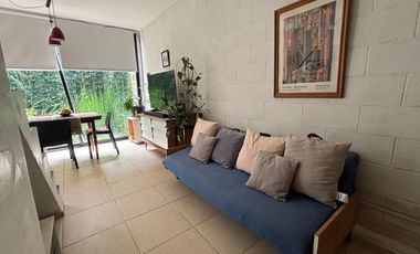 Departamento de 1 dormitorio con patio en venta en La Plata