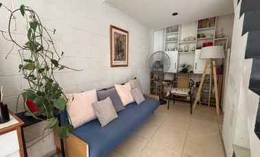 Departamento de 1 dormitorio con patio en venta en La Plata