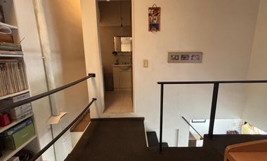 Departamento de 1 dormitorio con patio en venta en La Plata