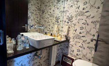 Piso 6 ambientes de 240m2 en Venta - Quilmes Centro