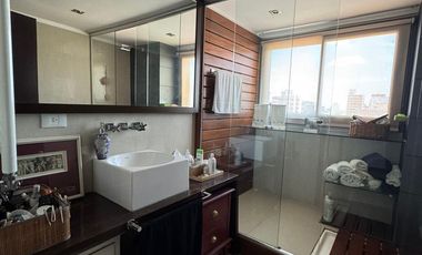 Piso 6 ambientes de 240m2 en Venta - Quilmes Centro