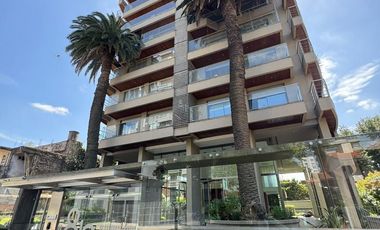 Piso 6 ambientes de 240m2 en Venta - Quilmes Centro