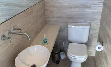 Departamento 2 ambientes con balcón y cochera  - Piscina, SUM. - Barrio Vicente López