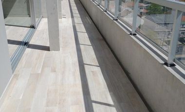 Departamento 2 ambientes con balcón y cochera  - Piscina, SUM. - Barrio Vicente López