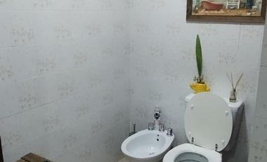 Casa de 5 ambientes en venta en  Florencio Varela