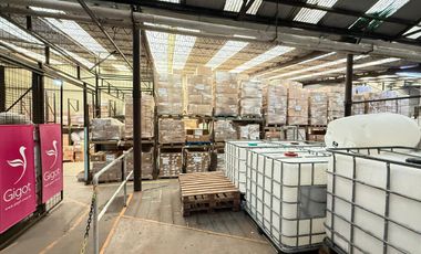 Depósito con Oficinas en venta Constitucion 6800 mts cub en 4 plantas