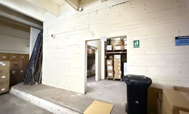 Depósito con Oficinas en venta Constitucion 6800 mts cub en 4 plantas