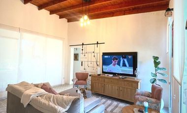 CASA 5 AMBIENTES EN VENTA, BARRIO EL CARDAL I, LOS CARDALES