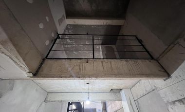 Local cerca de importante esquina - Apto varios destinos !