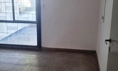 CasaB° Parque República: Casa de 3 Dor. C/Cochera y Patio !