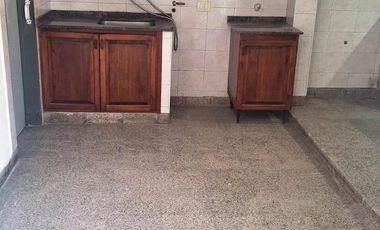 CasaB° Parque República: Casa de 3 Dor. C/Cochera y Patio !