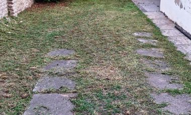 CasaB° Parque República: Casa de 3 Dor. C/Cochera y Patio !