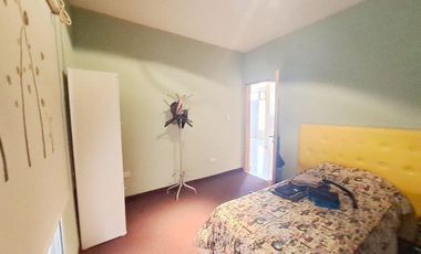 VENTA CASA 5 AMB 150 M2 GARAGE PILETA VALENTIN ALSINA