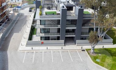 Departamento 3 amb con jardín en venta - Canning, Cabral 3300