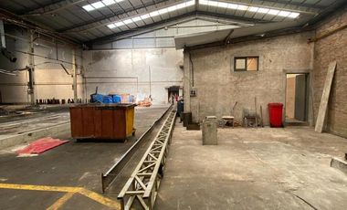 Alquiler Excelente Depósito 1280 Mts cub en Lomas de Zamora