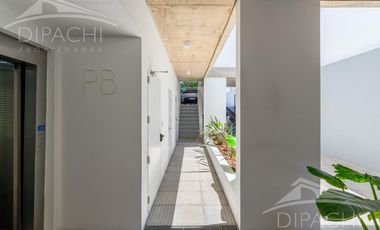 3 AMBIENTES CON BALCÓN A POCOS MTS DE AV MITRE