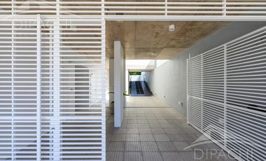 3 AMBIENTES CON BALCÓN A POCOS MTS DE AV MITRE