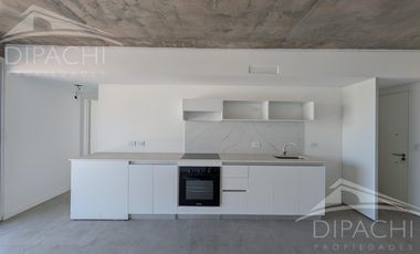 3 AMBIENTES CON BALCÓN A POCOS MTS DE AV MITRE