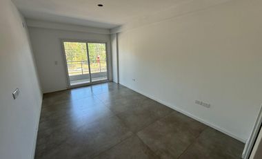 Departamento en Canning Center