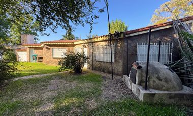Casa a la venta en Funes.