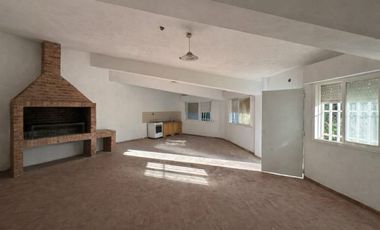 Casa a la venta en Funes.