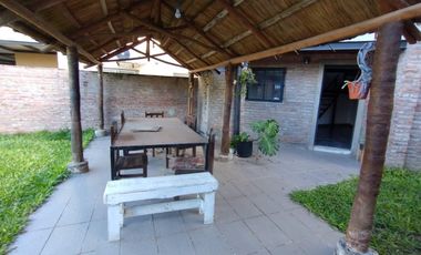 Casa a la venta en Funes