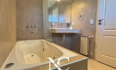 Casa en  venta de 6 ambientes en Costa Esmeralda