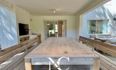 Casa en  venta de 6 ambientes en Costa Esmeralda