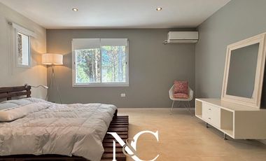 Casa en  venta de 6 ambientes en Costa Esmeralda