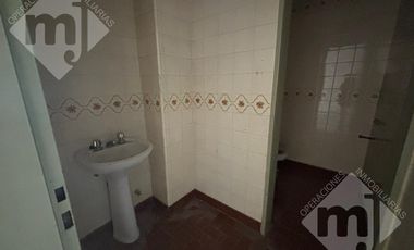 Local en S.Fer.-Vias/Centro