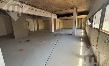 Local en S.Fer.-Vias/Centro