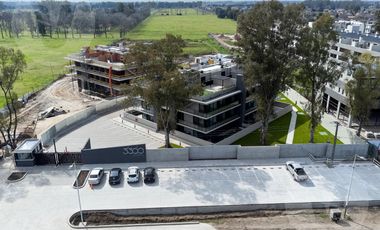 Departamento 3 amb con balcón en venta - Canning, Cabral 3300