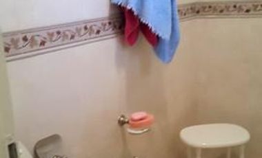 Excelente casa en doble a la venta en Saint Thomas Sur