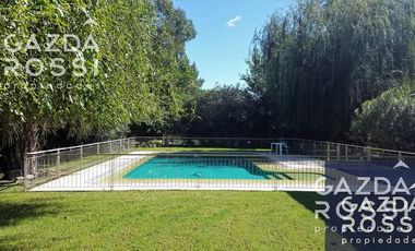 Excelente casa en doble a la venta en Saint Thomas Sur