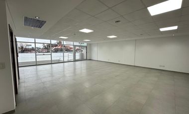 Excelente edificio a estrenar - 1200 m2 - 15 cocheras - Local comercial   Oficinas.