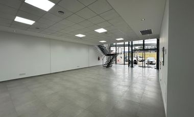 Excelente edificio a estrenar - 1200 m2 - 15 cocheras - Local comercial   Oficinas.