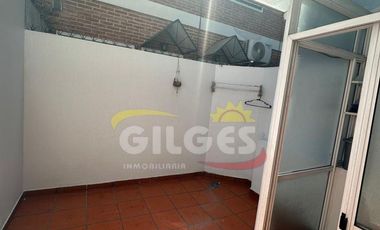 Alquiler de Duplex 3 Ambientes en 2 plantas en Ramos Mejia Con patio, Muy Buen Estado