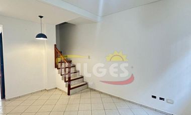Alquiler de Duplex 3 Ambientes en 2 plantas en Ramos Mejia Con patio, Muy Buen Estado