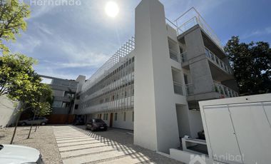 VENTA de Departamento 3 AMBIENTES con jardin y  parrilla. Bio Condominio.