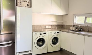 CASA 6 AMBIENTES EN VENTA, BARRIO EL CARDAL I, LOS CARDALES