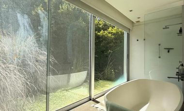 CASA 6 AMBIENTES EN VENTA, BARRIO EL CARDAL I, LOS CARDALES