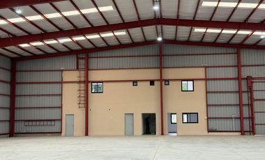 Alquiler A estrenar Deposito Nave Industrial 1380m2 U$S 6 x metro cub