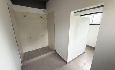 Alquiler A estrenar Deposito Nave Industrial 1380m2 U$S 6 x metro cub