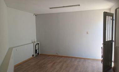 GALPON 100 M2 MAS INGRESO VEHICULAR, OFICINA Y BAÑO EN SAN VICENTE