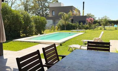 CASA 4 AMBIENTES EN VENTA, BARRIO CERRADO MONET,  LOS CARDALES